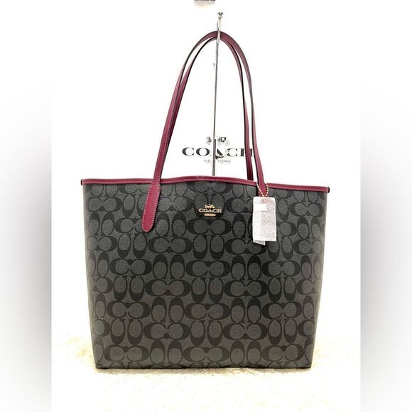 🔥🎁NWT! | Coach City Tote Handbag Signature Canvas Msrp:$350.00 - Picture 1 of 9